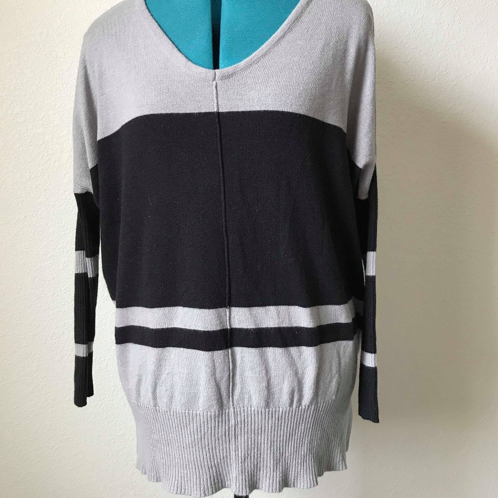 Alya Gray and Black Block Stripe Sweater